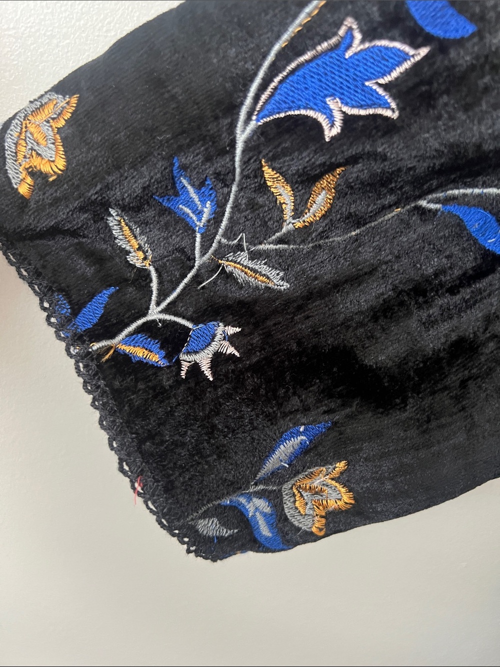 Anthropologie BL-NK London Roxanne Velvet Embroidered Floral Duster Jacket M - Picture 6 of 16